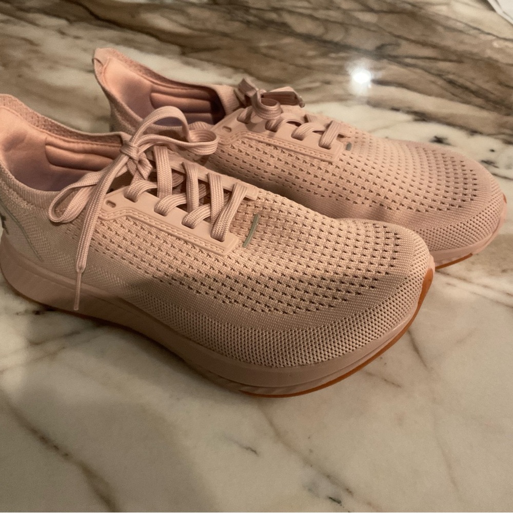 Flux Women's Sneakers Size 6.5